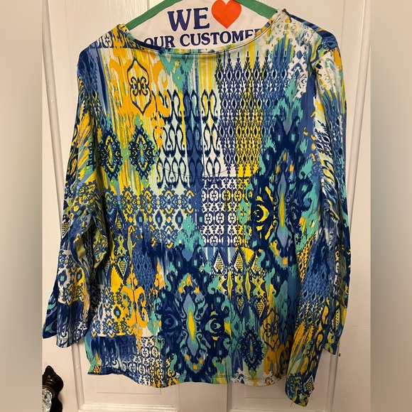 Ruby Rd. Printed top - Picture 2 of 4